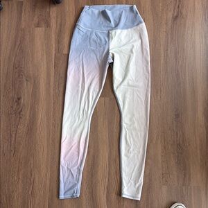 Women’s Alo leggings